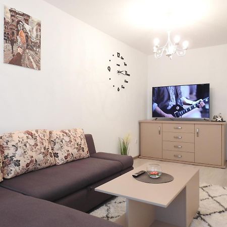 Trust Apartaments 2 Брашов Экстерьер фото